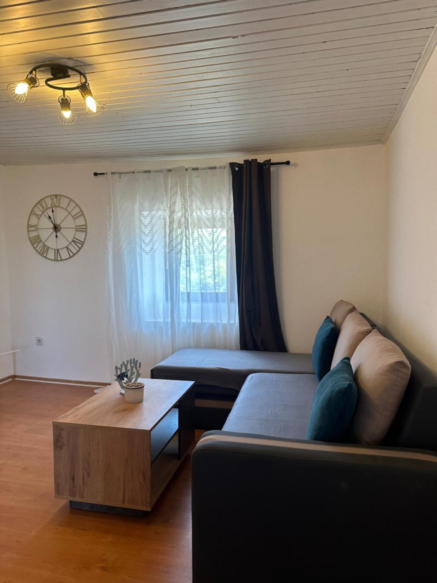 Apartment Mare Poreč Exteriör bild
