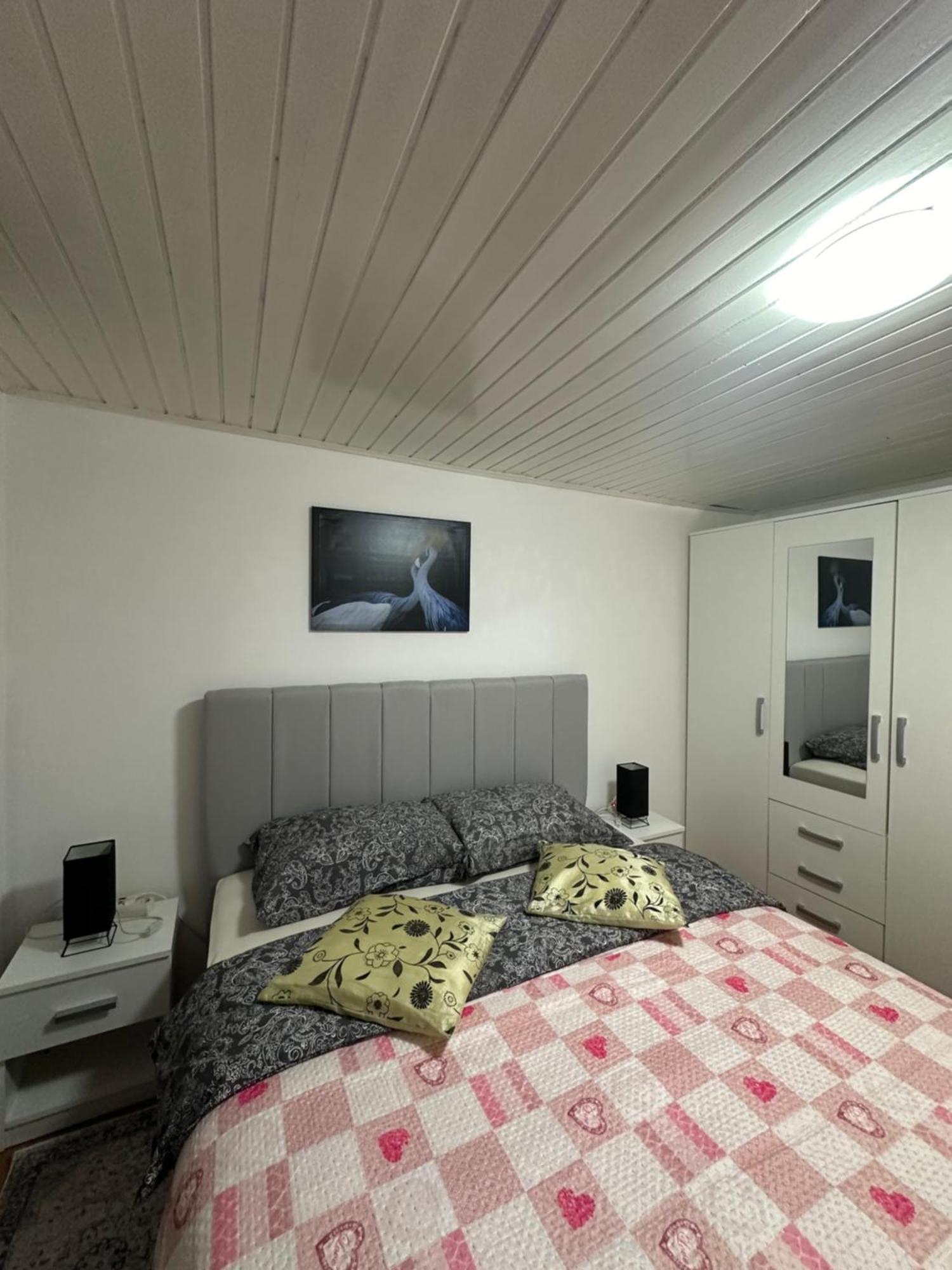 Apartment Mare Poreč Exteriör bild