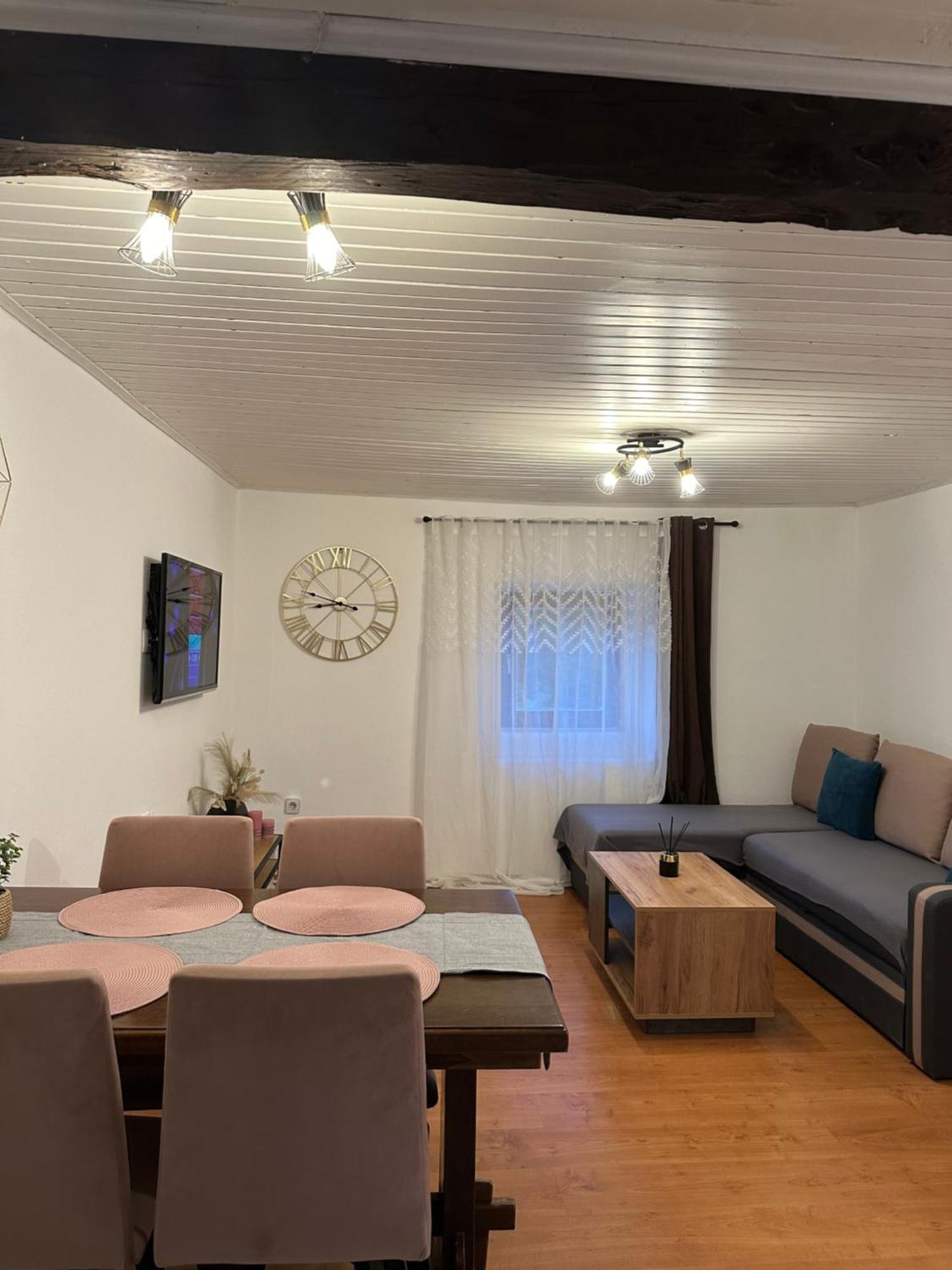 Apartment Mare Poreč Exteriör bild
