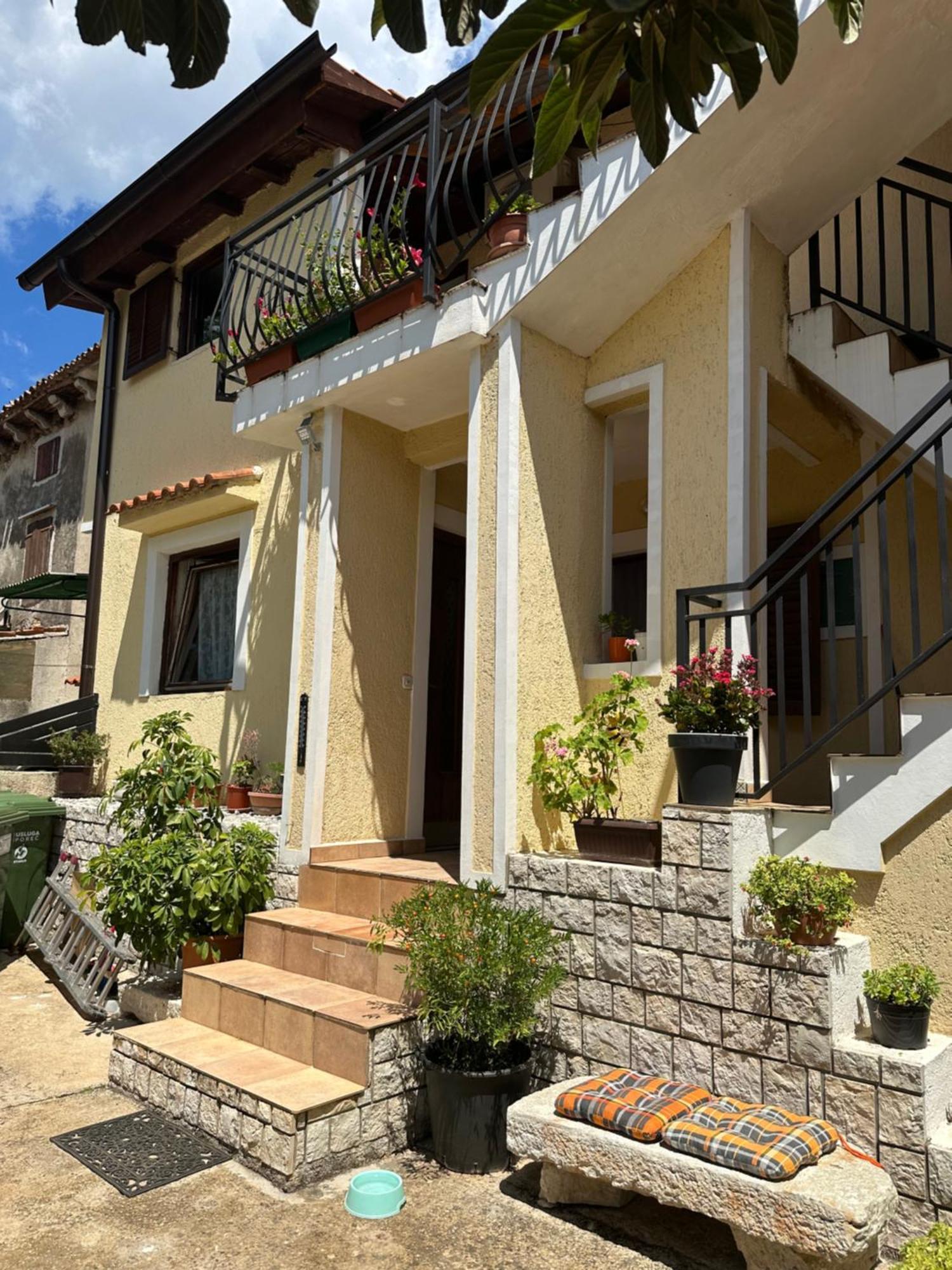 Apartment Mare Poreč Exteriör bild
