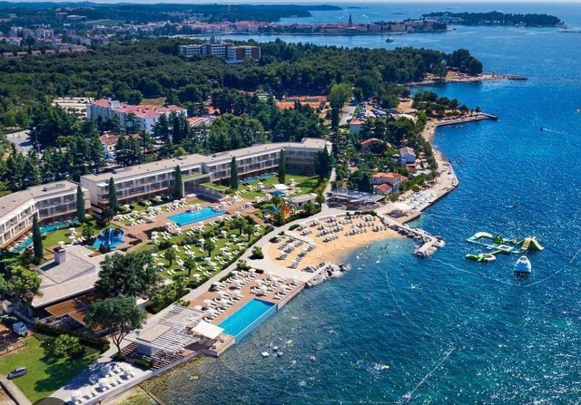 Apartment Mare Poreč Exteriör bild
